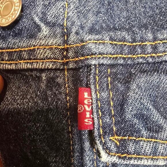 Vintage Circa 1994-95 Levi's Denim Vest. Womans Medium - Picture 5 of 7